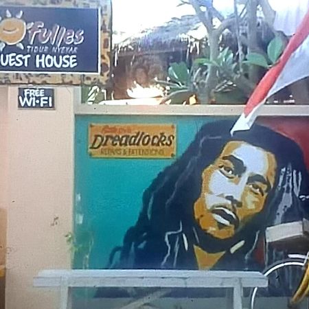 Fullesguesthouse Джили Трауанган Екстериор снимка
