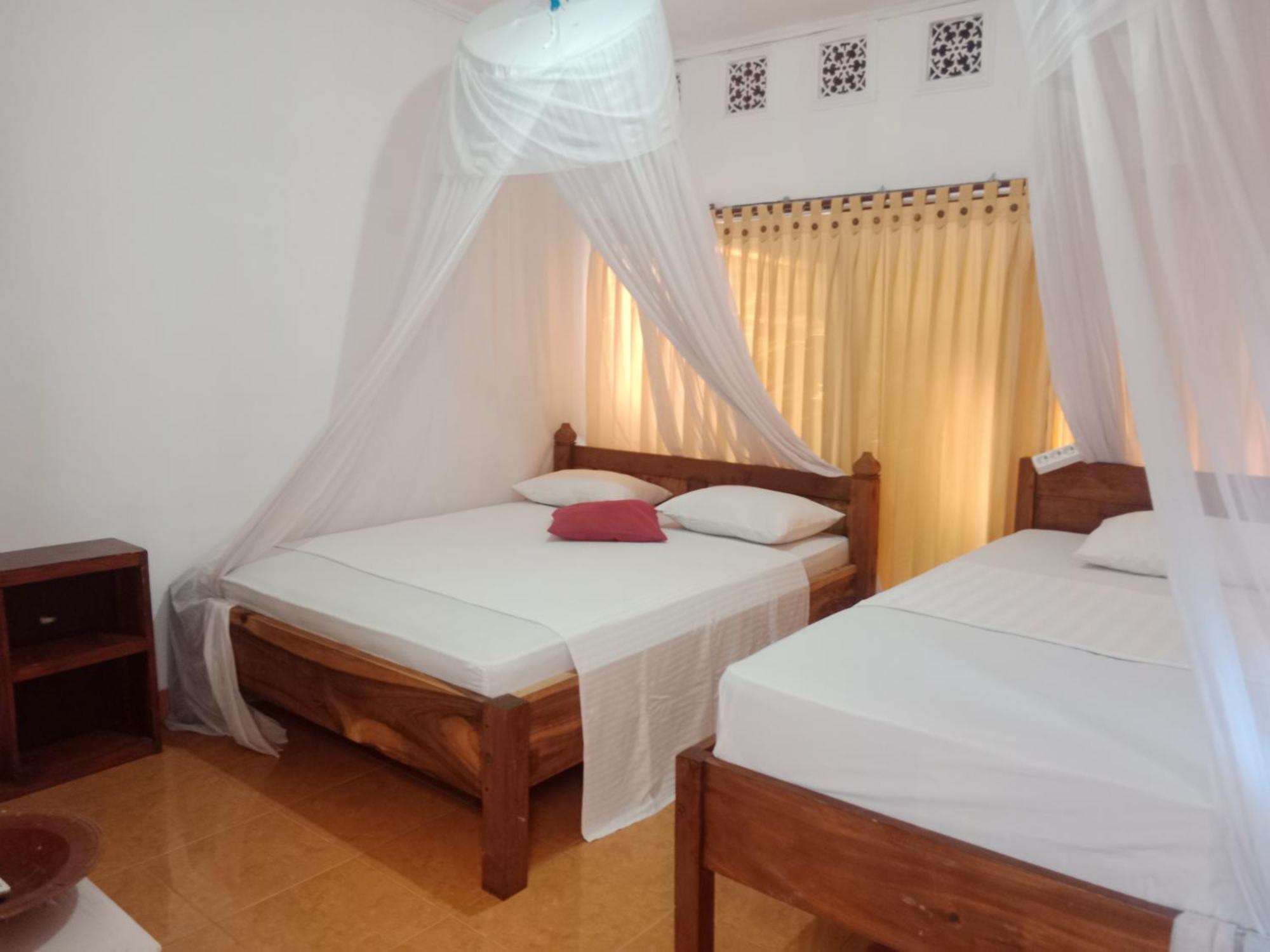 Fullesguesthouse Джили Трауанган Екстериор снимка