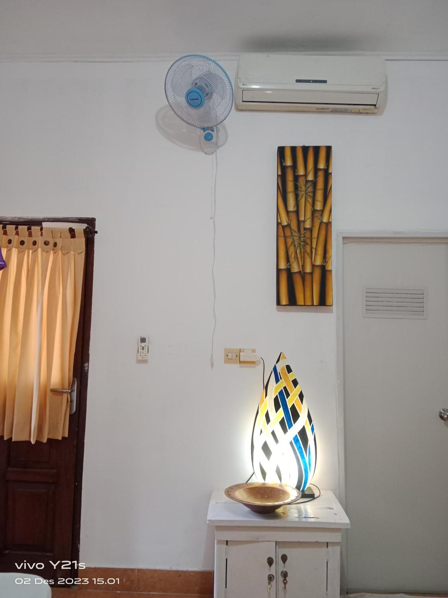 Fullesguesthouse Джили Трауанган Екстериор снимка