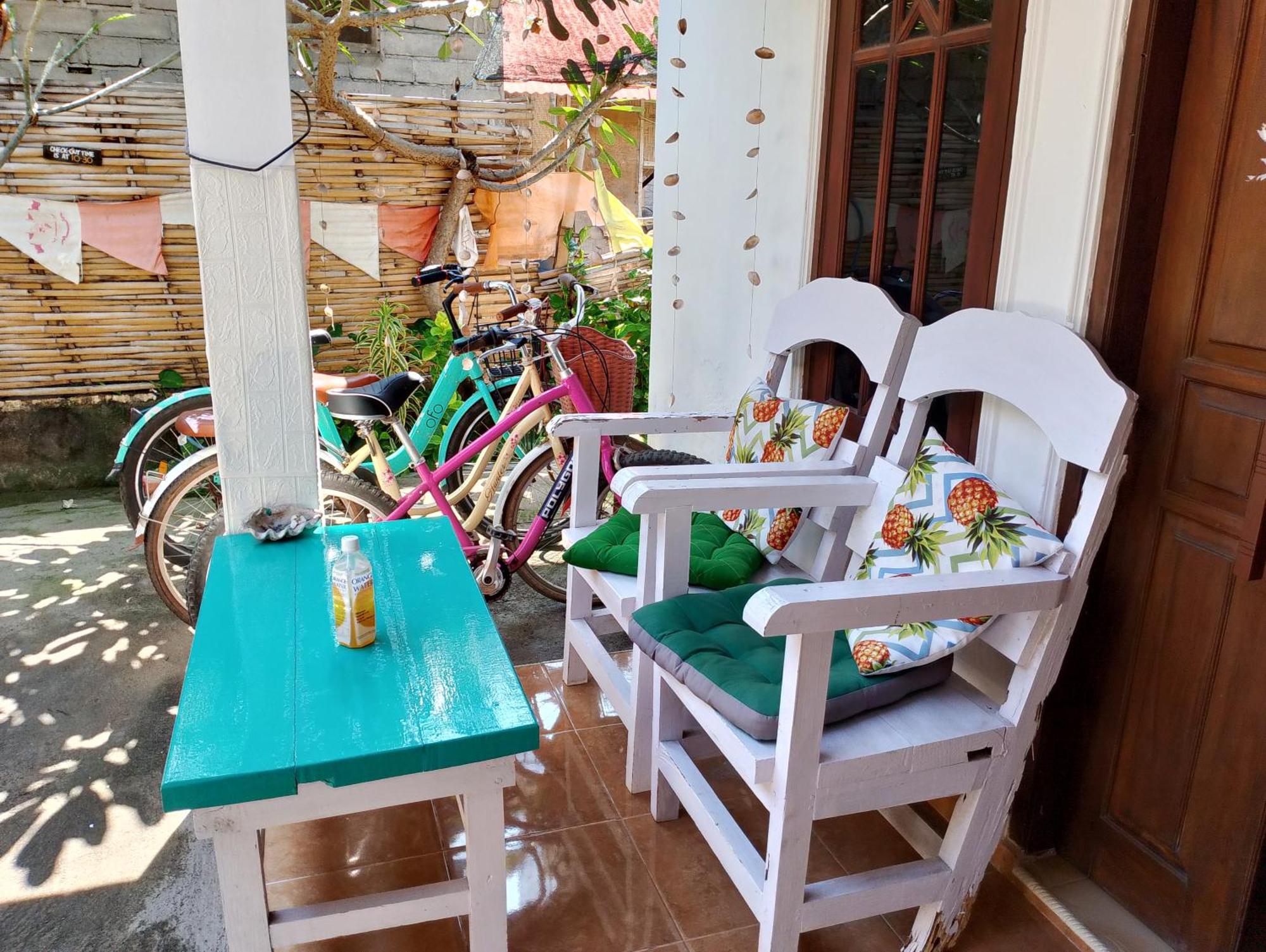 Fullesguesthouse Джили Трауанган Екстериор снимка