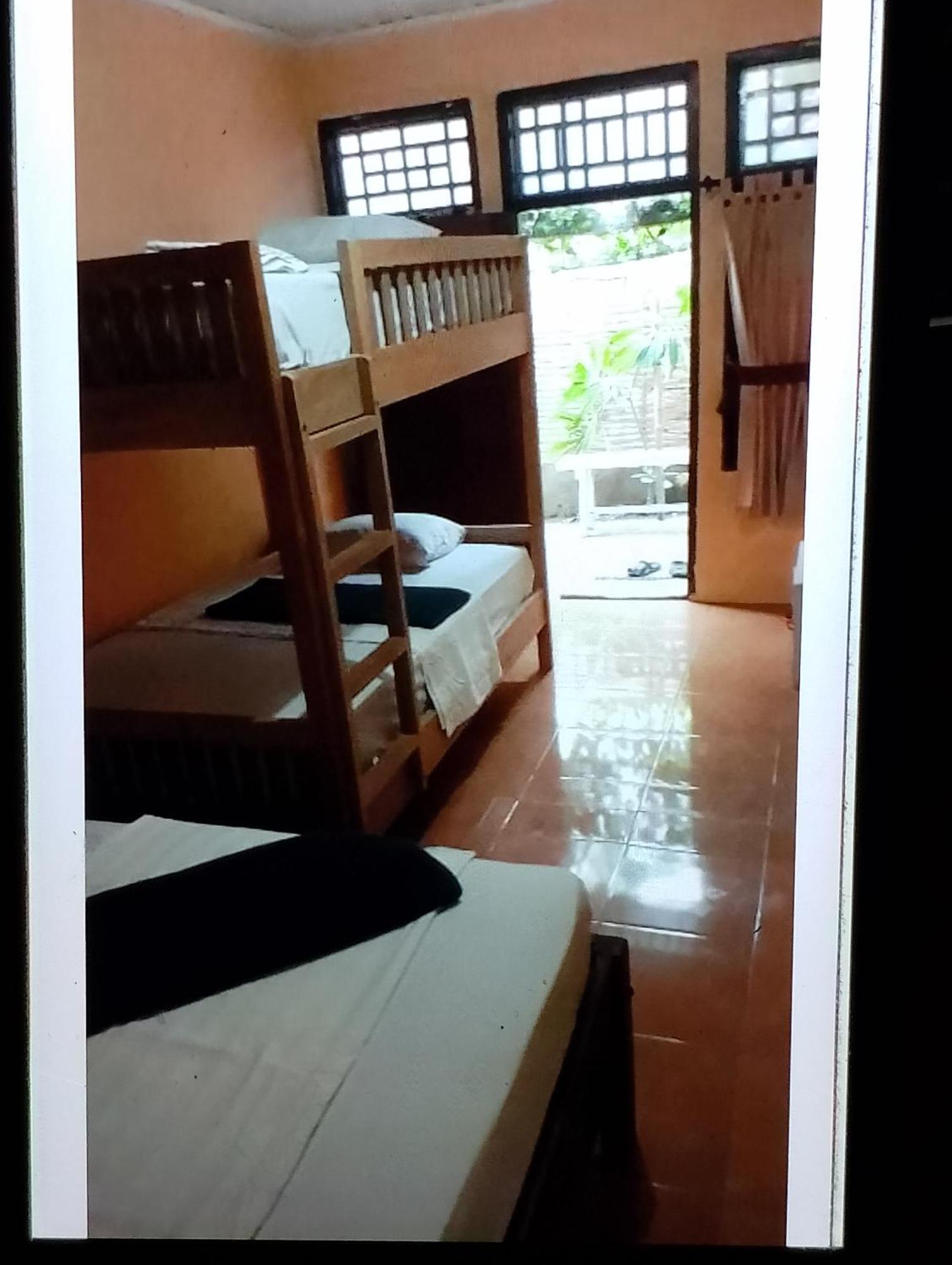 Fullesguesthouse Джили Трауанган Екстериор снимка