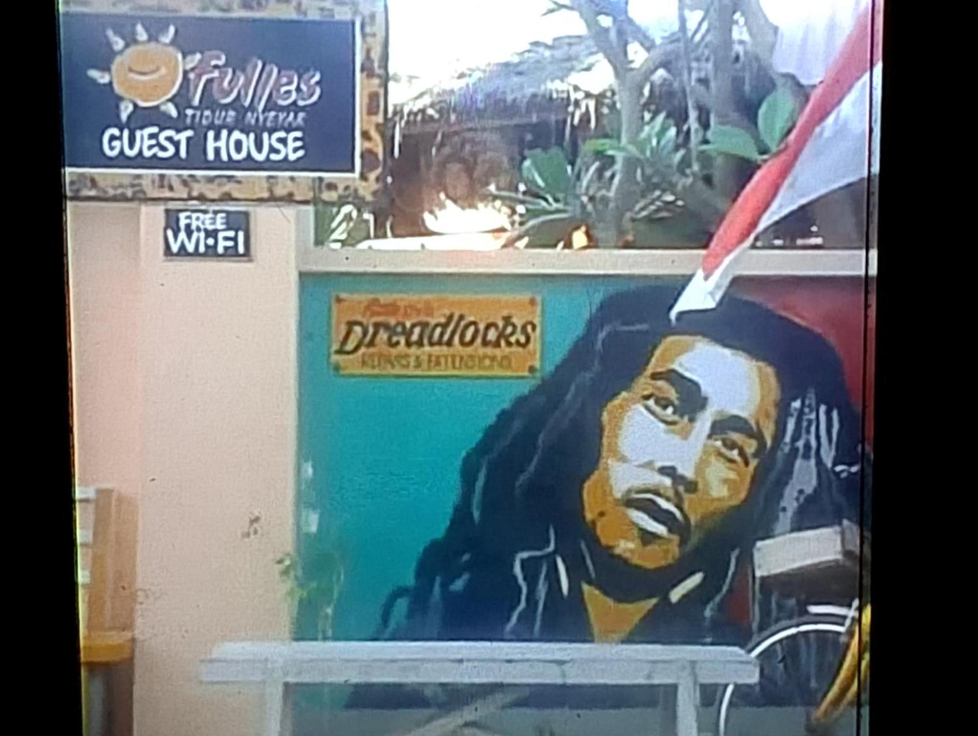 Fullesguesthouse Джили Трауанган Екстериор снимка
