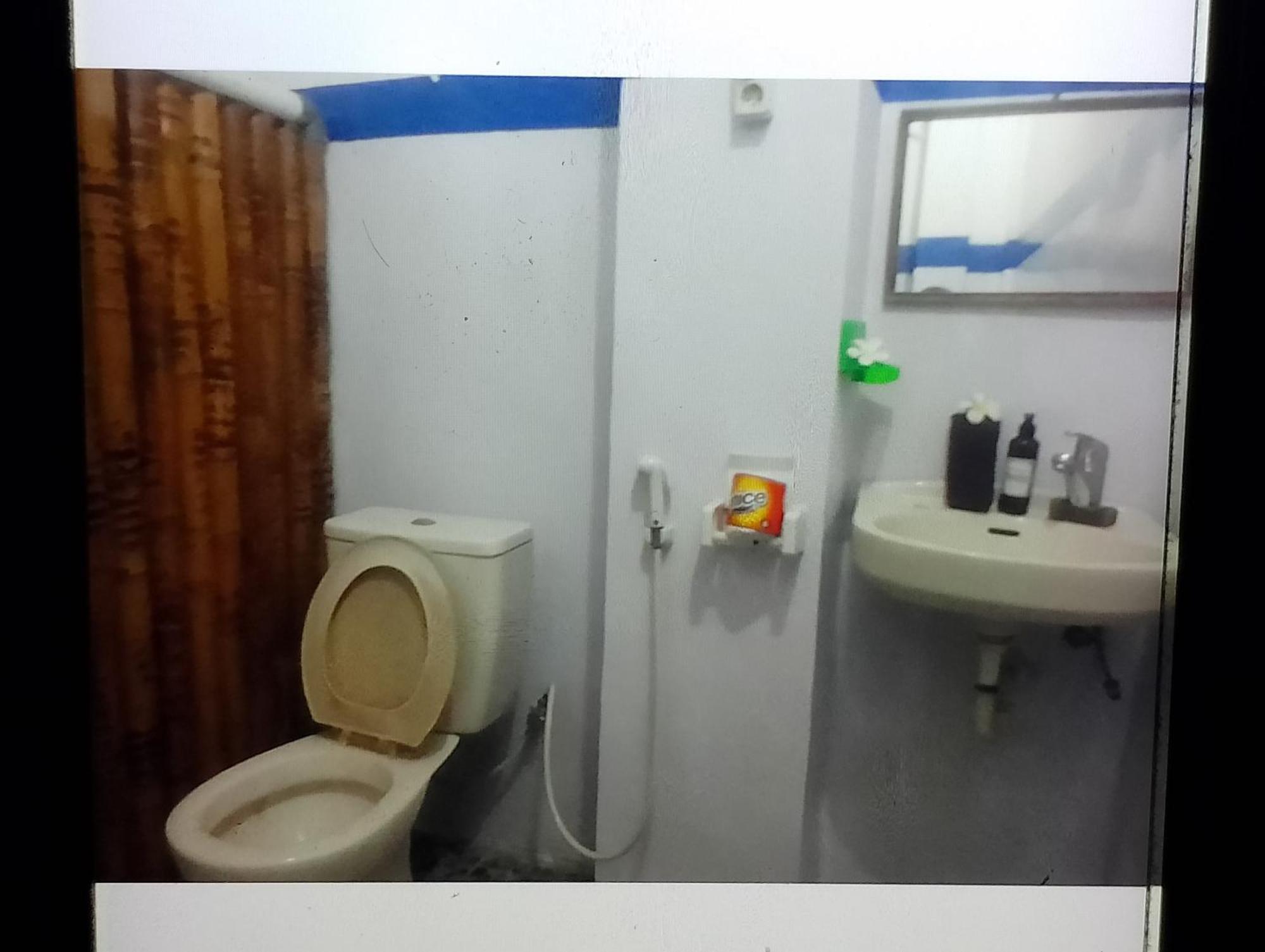 Fullesguesthouse Джили Трауанган Екстериор снимка